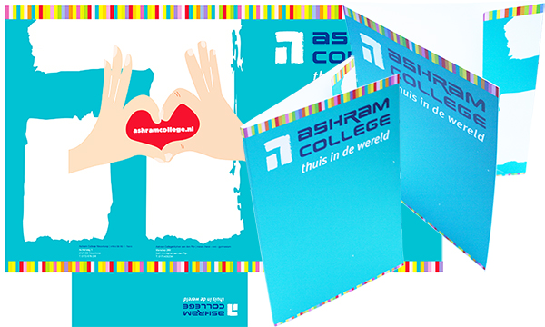 Full colour kartonnen chromolux diploma vouwmap voor Ashram College in in Alphen aan den Rijn en Nieuwkoop.