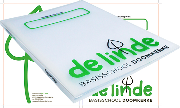 Nieuwe rapportmap in 2 kleuren zeefdruk bedrukt voor basisschool De Linde, Doomkerke-Ruiselede, België